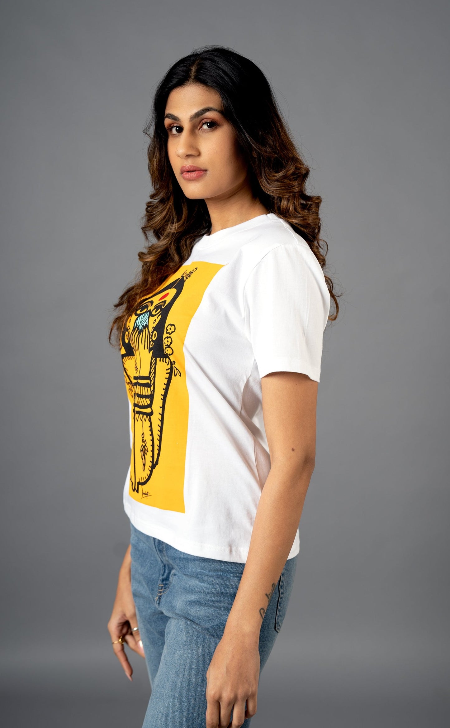 BINDI T-SHIRT - Devdutt